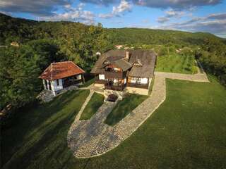 Фото Фермерские дома Satul Banului Guesthouse г. Măgureni